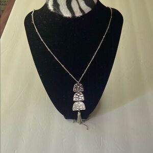 Elegant Silver Pendant Necklace